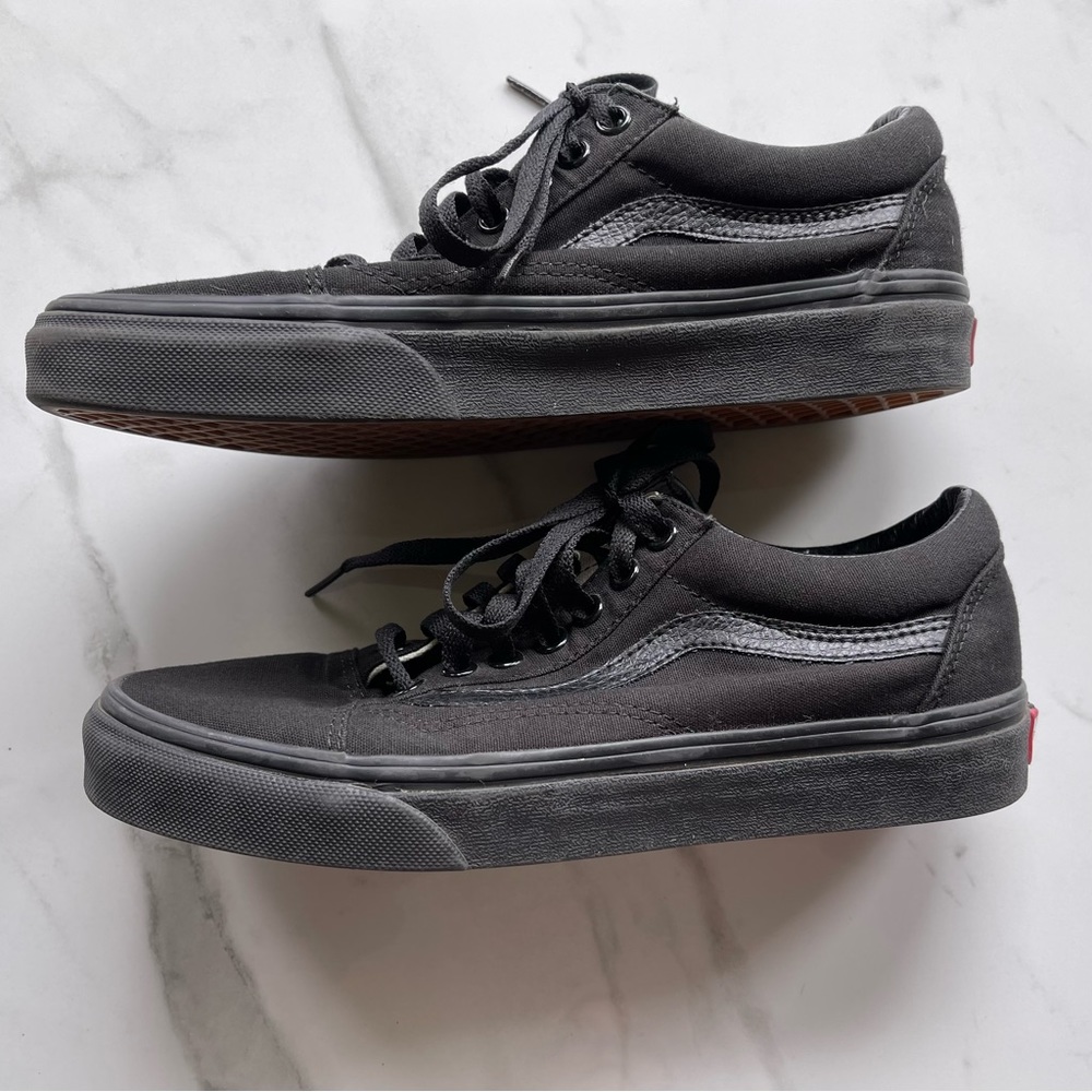 Black Old Skool Vans, ladies size 7.5, in good used condition.